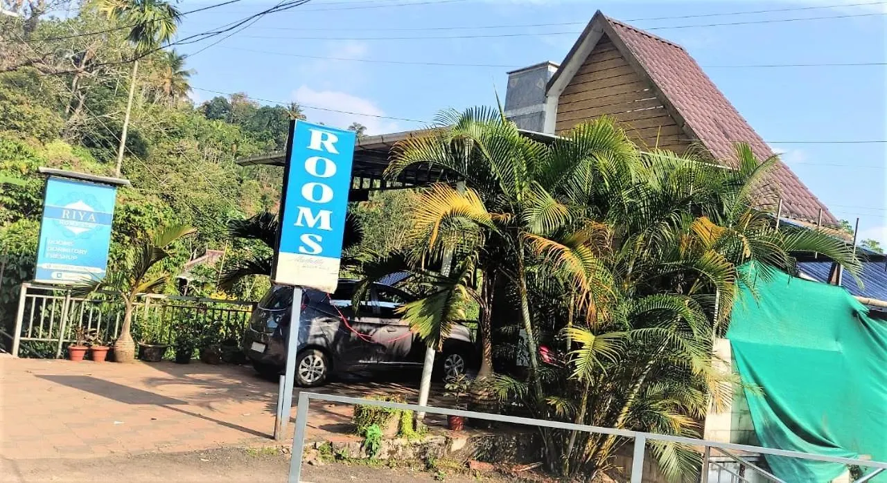 Δωμάτια σε οικογενειακή κατοικία Riya Home Stay Munnar Anaviratty